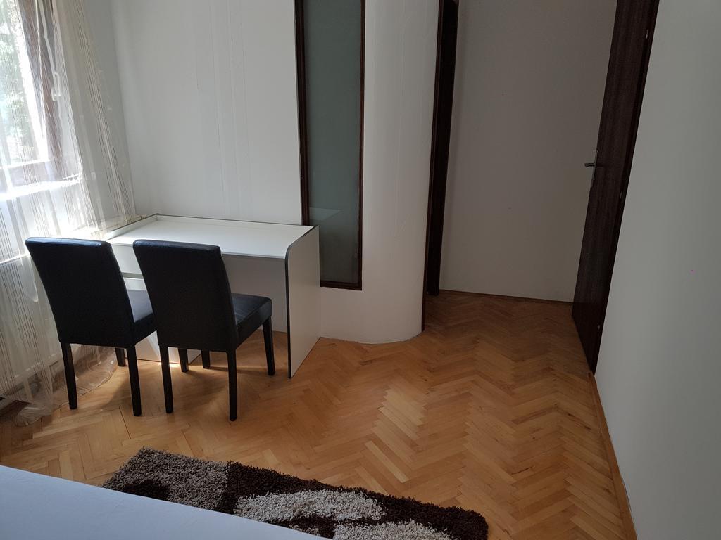 Lira Inn Ниш Экстерьер фото