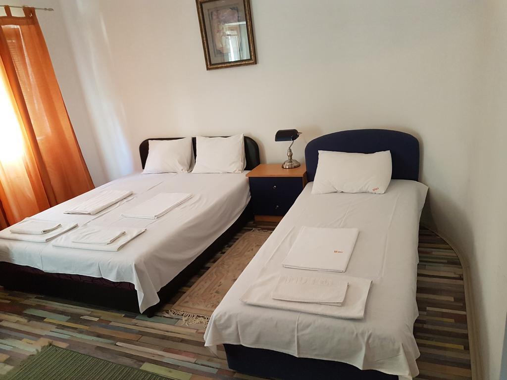 Lira Inn Ниш Экстерьер фото