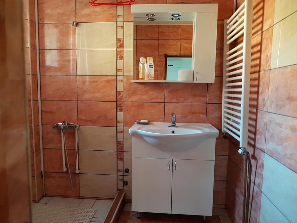 Lira Inn Ниш Экстерьер фото