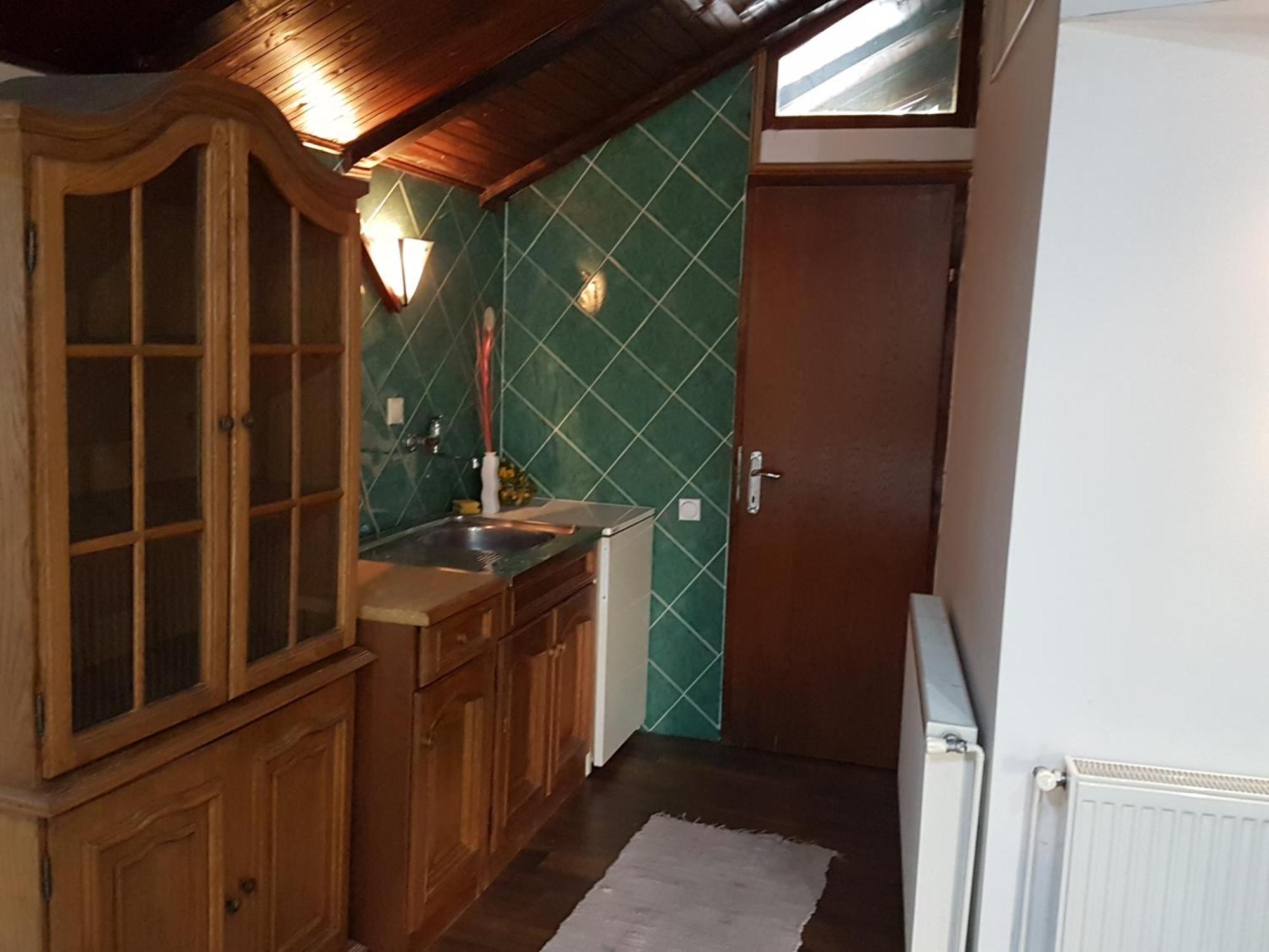 Lira Inn Ниш Экстерьер фото