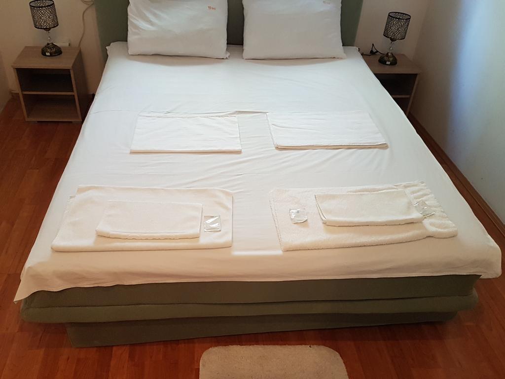 Lira Inn Ниш Экстерьер фото