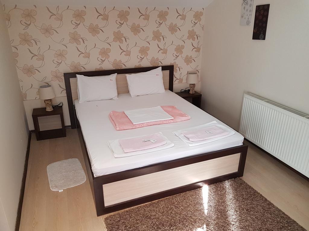 Lira Inn Ниш Экстерьер фото
