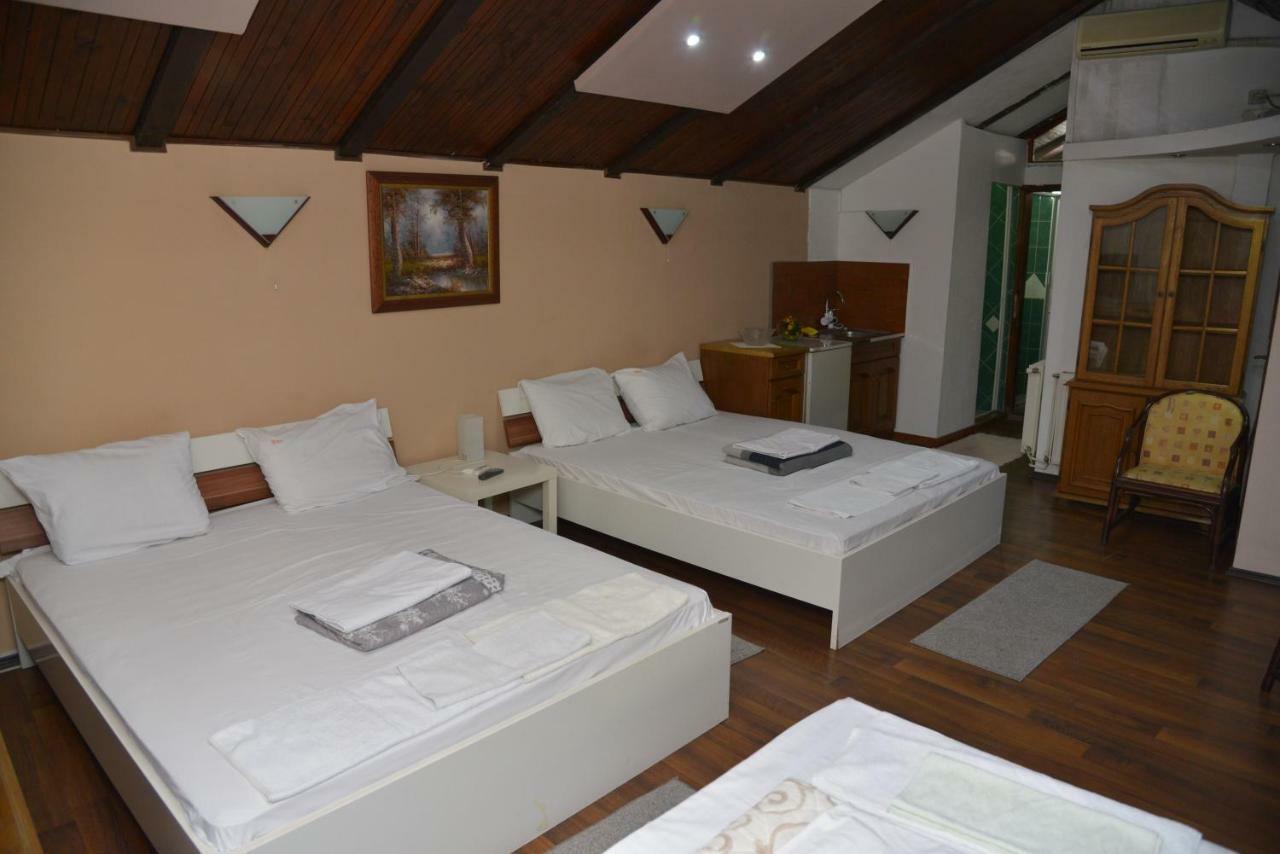 Lira Inn Ниш Экстерьер фото