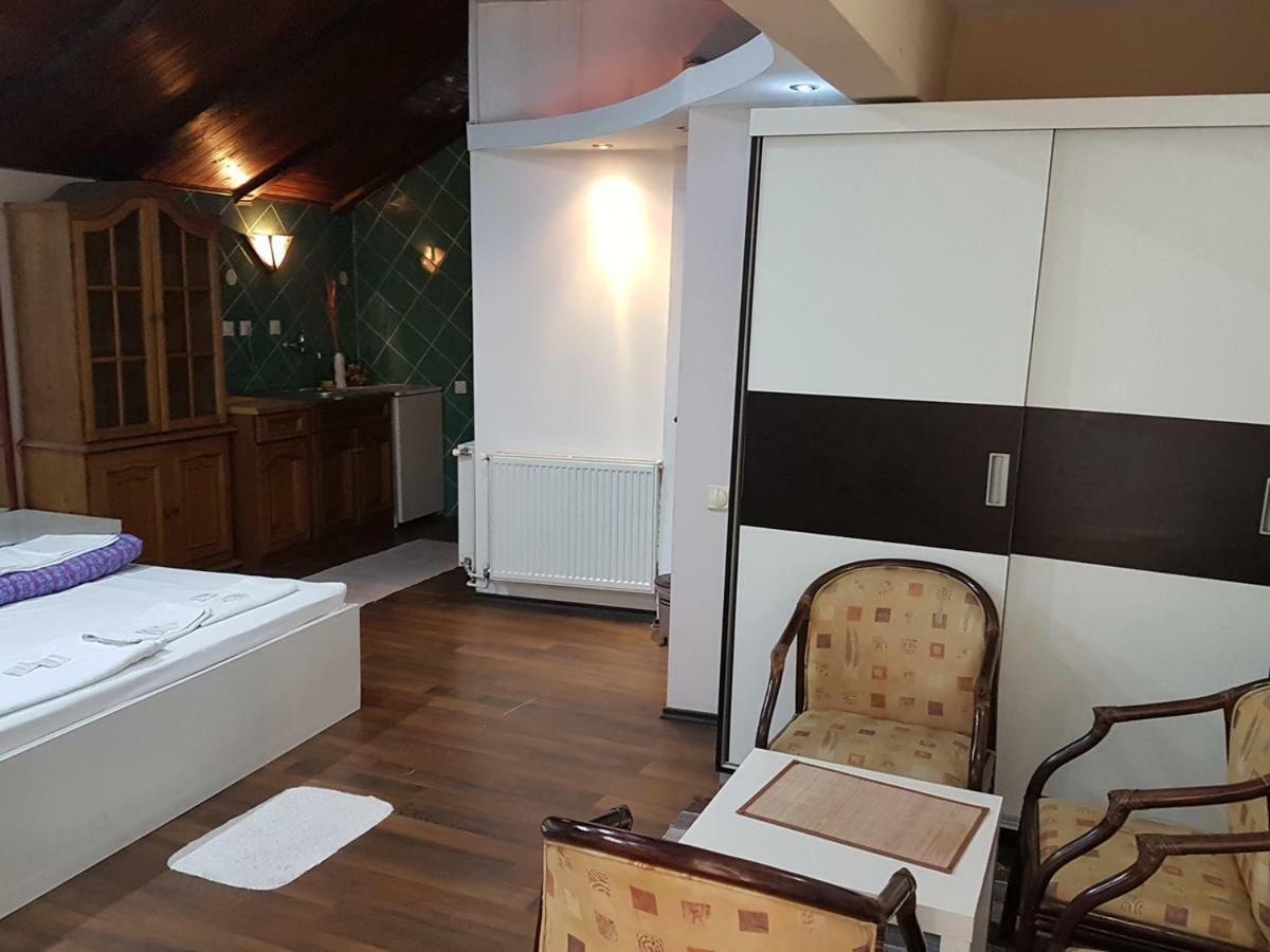 Lira Inn Ниш Экстерьер фото